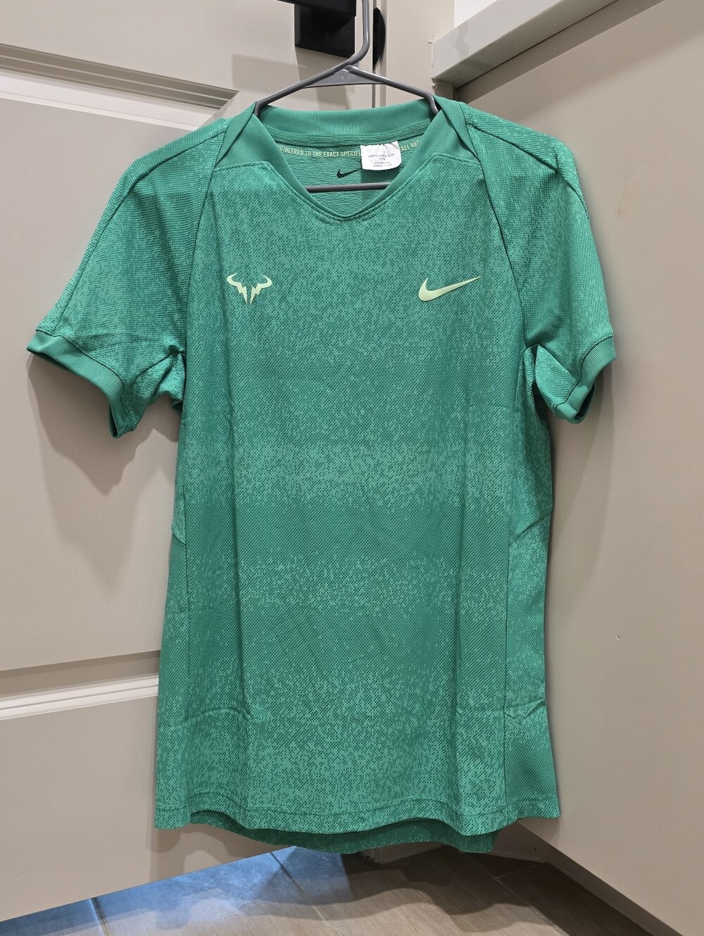 Nike Rafa Nadal Custom Athlete Issued Tennis Shirt Green FD5407-324 New no Tags